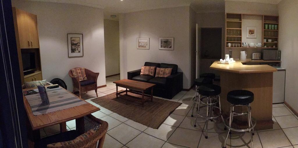 Four Pines Lodge 赫曼努斯 外观 照片